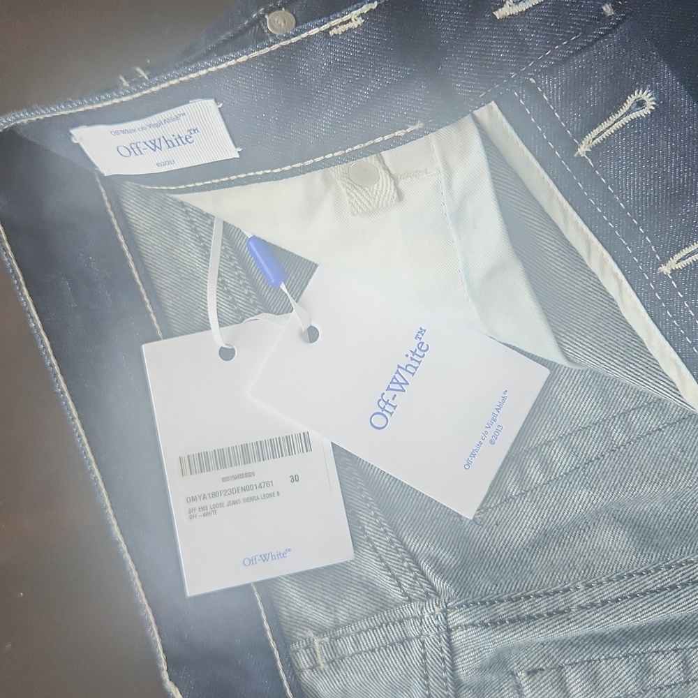 Off-White Women's Dark Blue Relaxed Straight Jeans